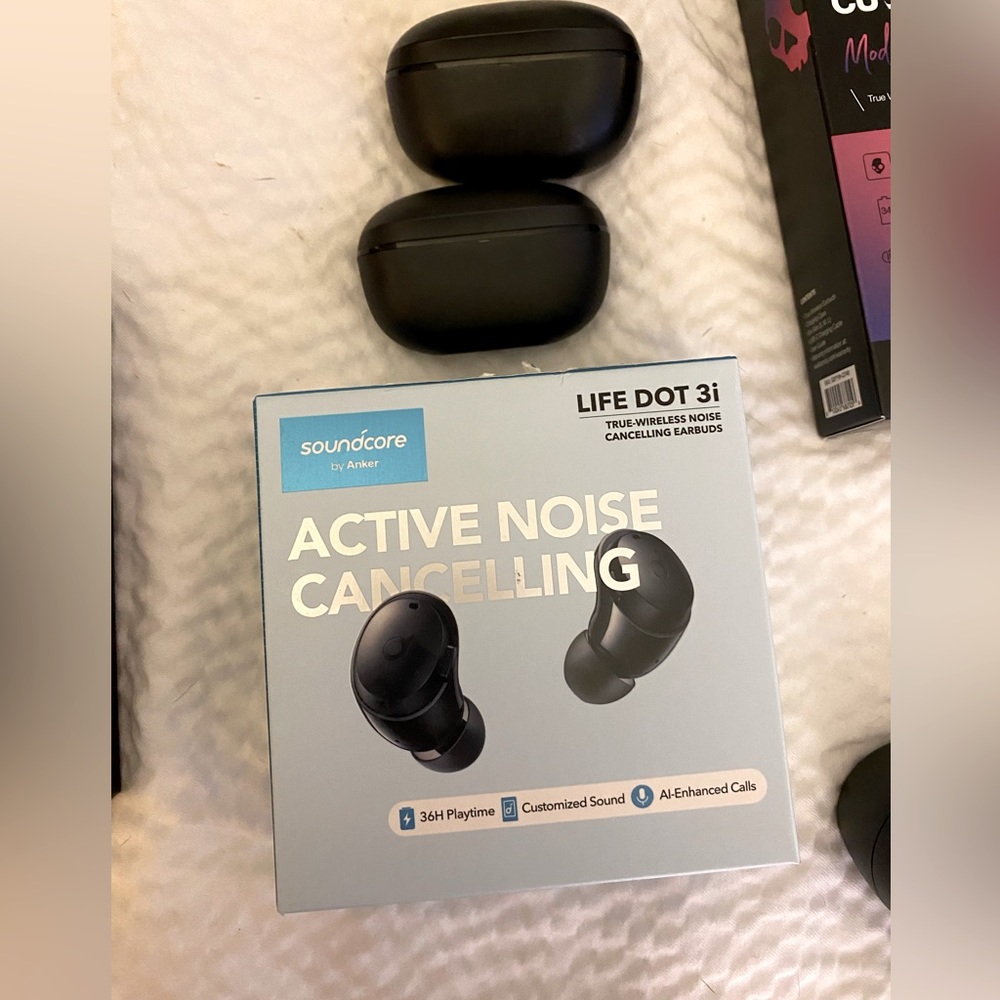 I have 3 pairs of anker soundcore earbuds Life Dot 3i